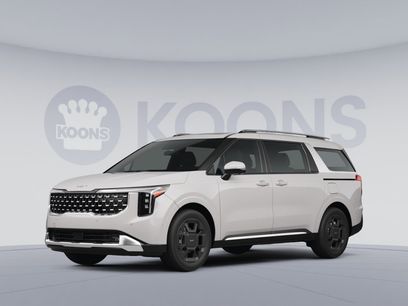 Used 2025 Kia Carnival SX