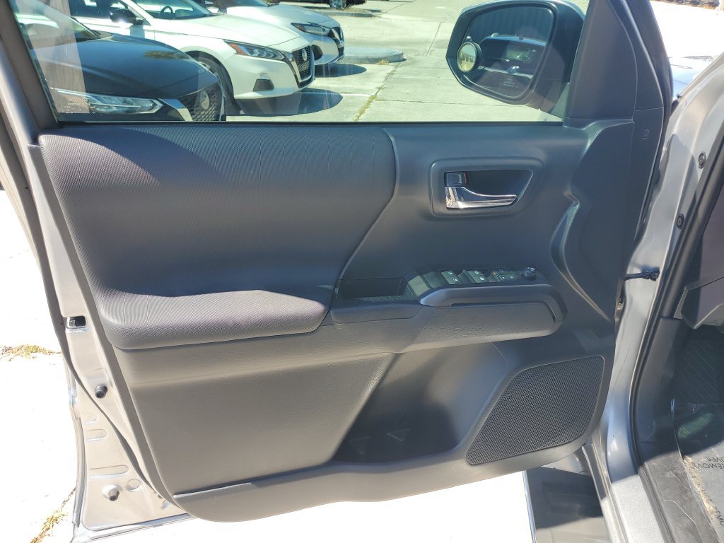Used 2023 Toyota Tacoma TRD Sport RWD image 28