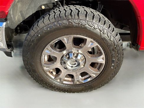 Used 2022 Ford F250 King Ranch w/ Chrome Package image 32