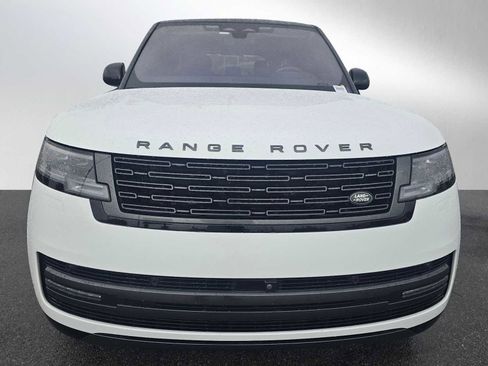 Used 2022 Land Rover Range Rover SE image 8