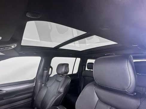 New 2026 Jeep Grand Wagoneer L 4X4 image 26