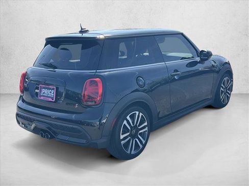 Used 2022 MINI Cooper S image 5