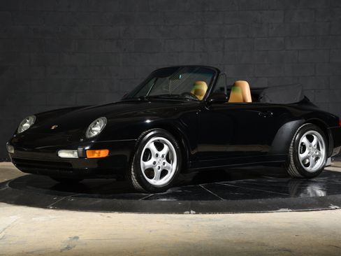 Used 1995 Porsche 911 Carrera RWD image 9