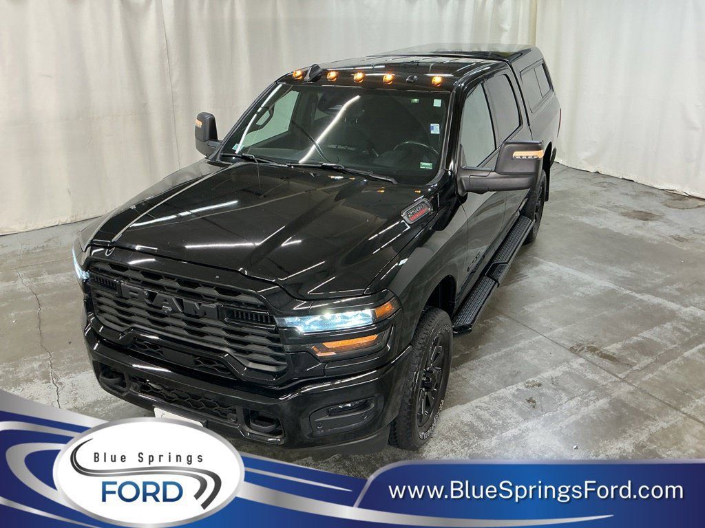 Used 2025 RAM 2500 Big Horn AWD/4WD image 1