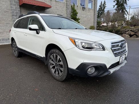 Used 2015 Subaru Outback 2.5i Limited AWD/4WD image 2