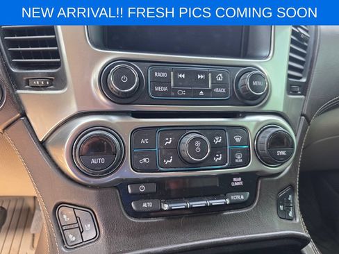 Used 2019 Chevrolet Suburban Premier AWD/4WD image 12