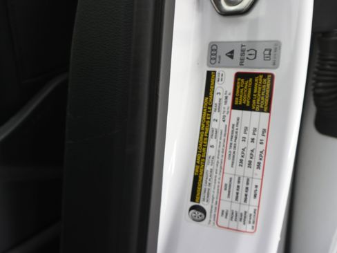 Used 2025 Audi Q5 2.0T Premium image 62