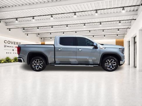 New 2026 GMC Sierra 1500 SLT AWD/4WD image 14