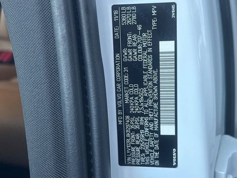 Used 2019 Volvo XC60 T5 Inscription image 41