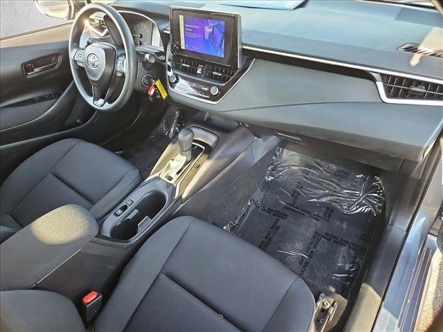 Used 2025 Toyota Corolla LE FWD image 27