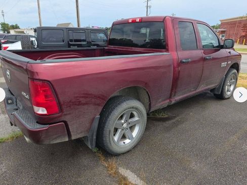 Used 2017 RAM 1500 Express w/ Express Value Package AWD/4WD image 14