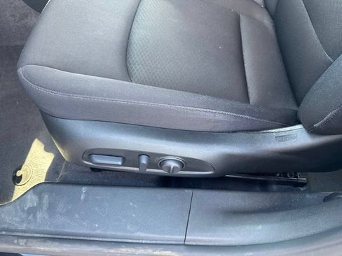 Used 2024 Chevrolet Malibu LT FWD image 11
