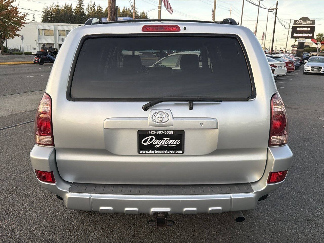 Used 2003 Toyota 4Runner SR5 w/ Preferred Accessory Pkg AWD/4WD image 4