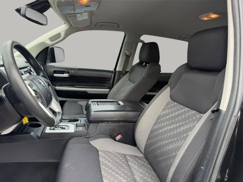 Used 2018 Toyota Tundra SR5 w/ SR5 Upgrade Package image 22