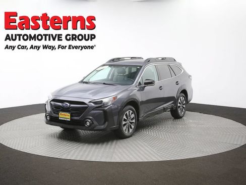 Used 2023 Subaru Outback Limited AWD/4WD image 52