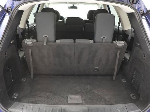 Used 2020 Nissan Pathfinder SV image 31