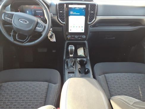 Used 2024 Ford Ranger XLT w/ Trailer Tow Package image 12