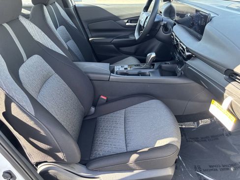 New 2026 Nissan Sentra SV w/ Floor Mat Package FWD image 9