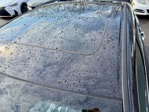 Used 2017 Honda Accord EX-L image 10