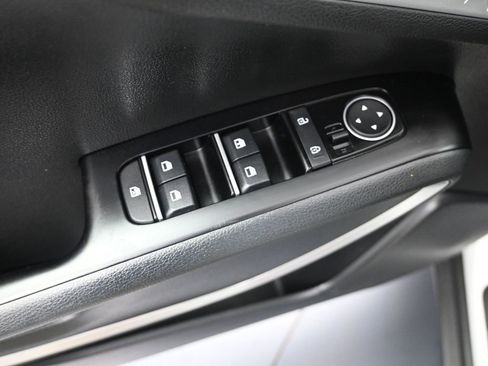 New 2025 Kia Soul S image 11