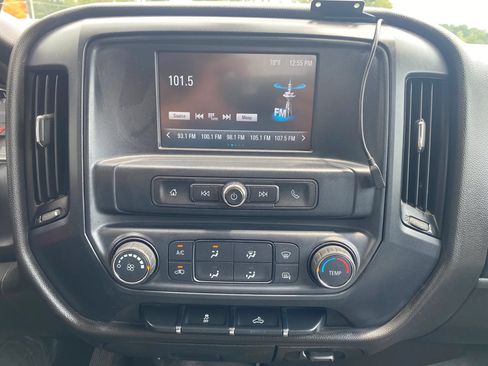 Used 2019 Chevrolet Silverado 2500 W/T AWD/4WD image 11