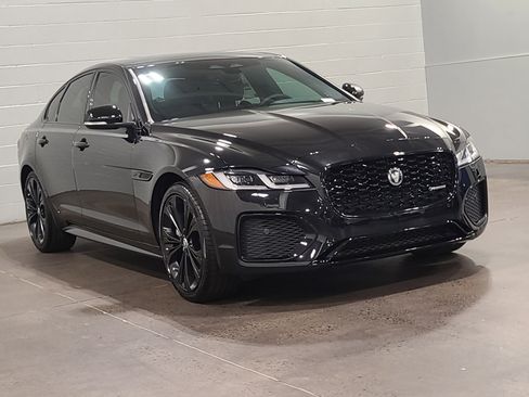 New 2024 Jaguar XF R-Dynamic SE image 11