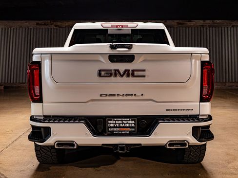 Used 2021 GMC Sierra 1500 Denali w/ Denali Ultimate Package image 9