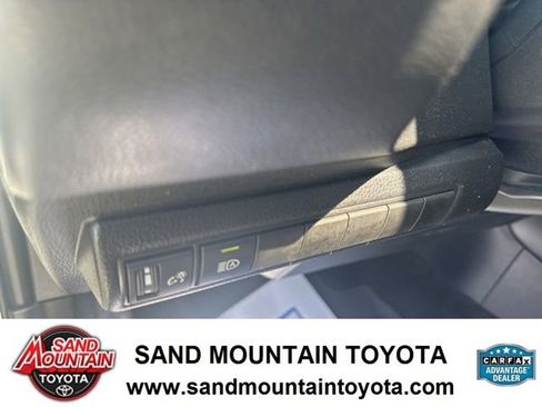 Used 2025 Toyota Corolla LE FWD image 14