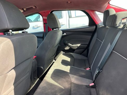 Used 2014 Ford Focus SE image 9