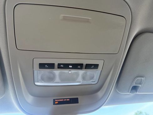 Used 2022 Chevrolet Colorado LT w/ Fleet Safety Package RWD image 33