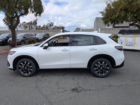 New 2026 Honda HR-V EX-L image 6