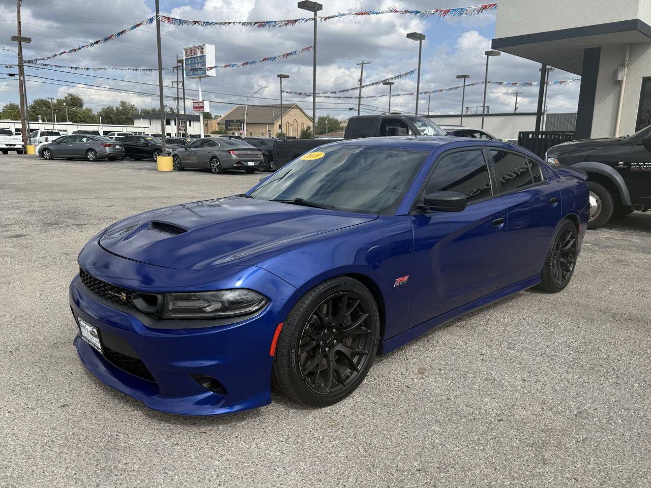 Used 2018 Dodge Charger R/T Scat Pack w/ Dynamics Package RWD image 2
