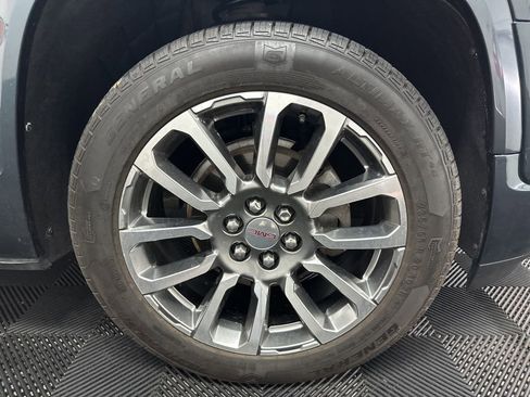 Used 2020 GMC Acadia Denali w/ LPO, Floor Liner Package AWD/4WD image 42