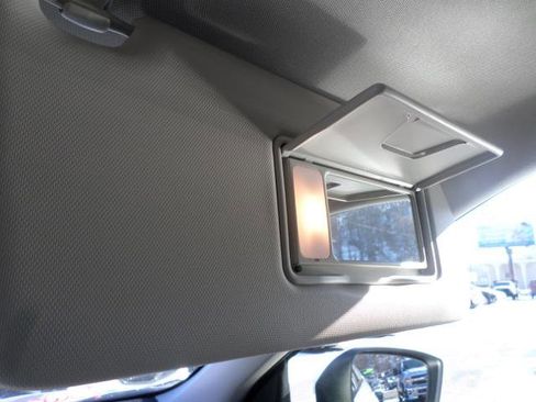 Used 2024 Mitsubishi Eclipse Cross SE image 22