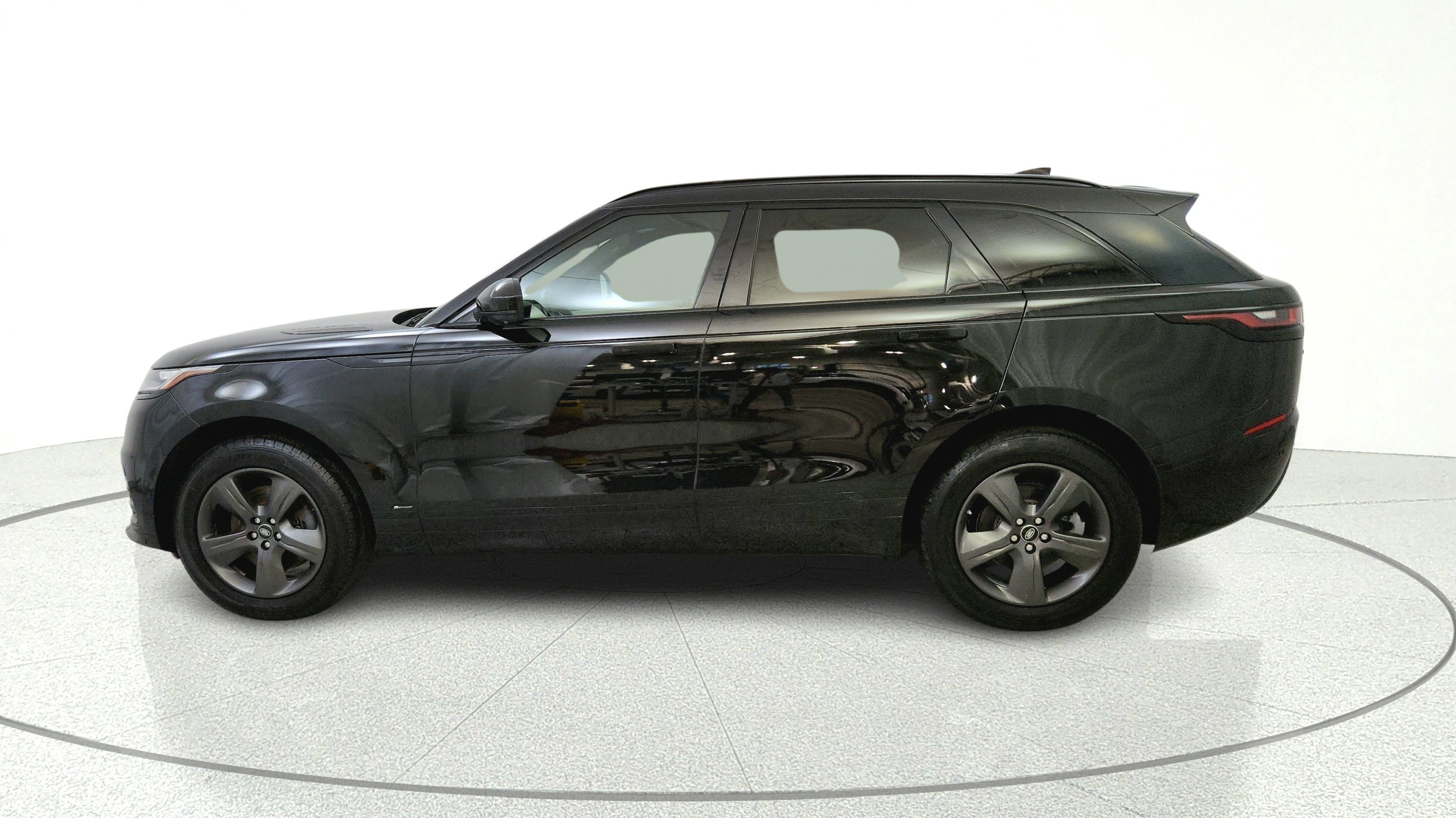 Used 2021 Land Rover Range Rover Velar R-Dynamic S AWD/4WD image 4