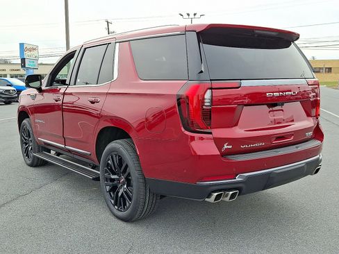New 2026 GMC Yukon Denali Ultimate w/ LPO, Floor Liner Package image 3
