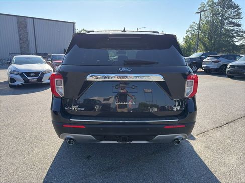 Used 2022 Ford Explorer Limited w/ Equipment Group 301A AWD/4WD image 7