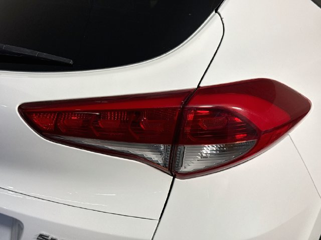 Used 2016 Hyundai Tucson Sport AWD/4WD image 33