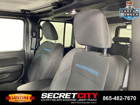 Used 2023 Jeep Wrangler Unlimited Rubicon 4xe w/ Cold Weather Group AWD/4WD image 10