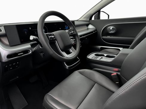 New 2026 Hyundai Ioniq 9 Limited image 14