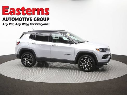 Used 2025 Jeep Compass Limited AWD/4WD image 46