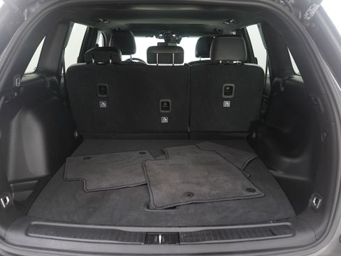 Used 2024 Jeep Grand Cherokee Altitude image 18