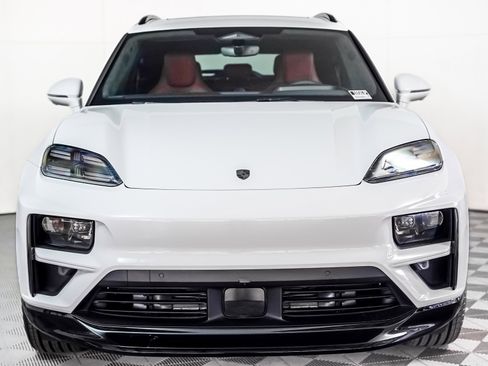 New 2025 Porsche Macan Turbo Electric image 7