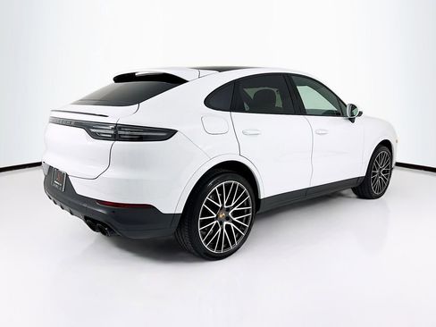 Certified 2023 Porsche Cayenne S AWD/4WD image 9