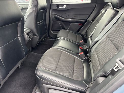 Used 2023 Ford Escape SE FWD image 8