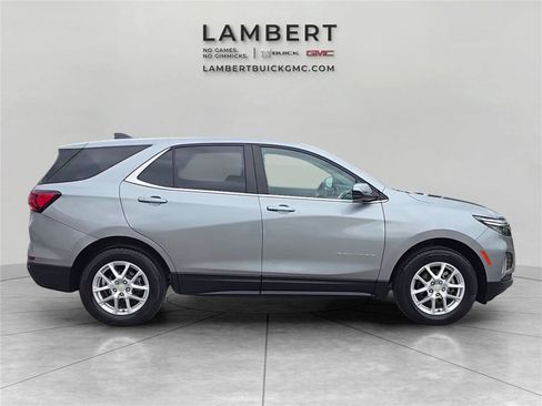 Used 2023 Chevrolet Equinox LT FWD image 4