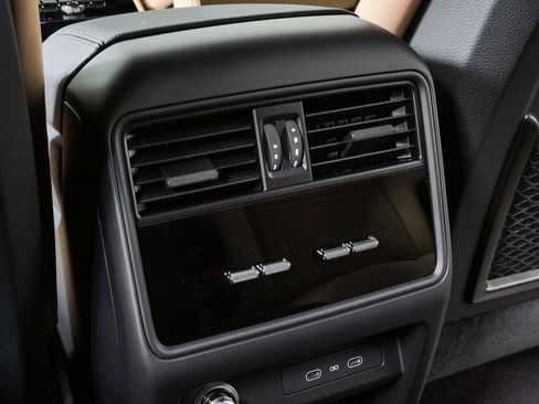 New 2026 Porsche Cayenne Coupe AWD/4WD image 22