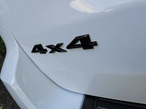 Used 2020 Jeep Grand Cherokee Laredo image 31