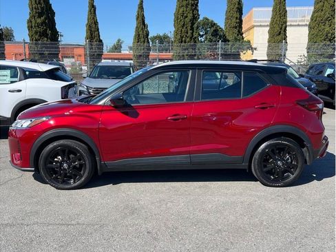 Used 2024 Nissan Kicks SV FWD image 7