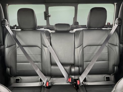 Used 2022 Jeep Gladiator Overland w/ Popular Equipment Package image 13